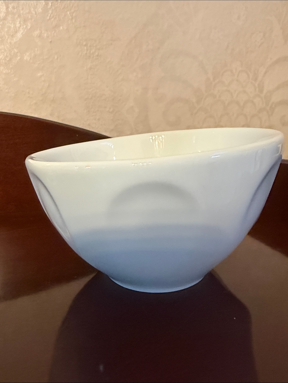 Adorable White Smiling Face Ceramic Bowl - Decorative Home Art - Picture 4 of 10